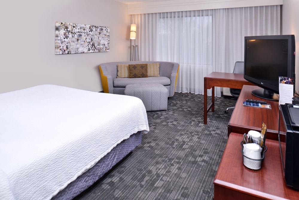 Hotel Courtyard By Marriott Decatur Exterior foto