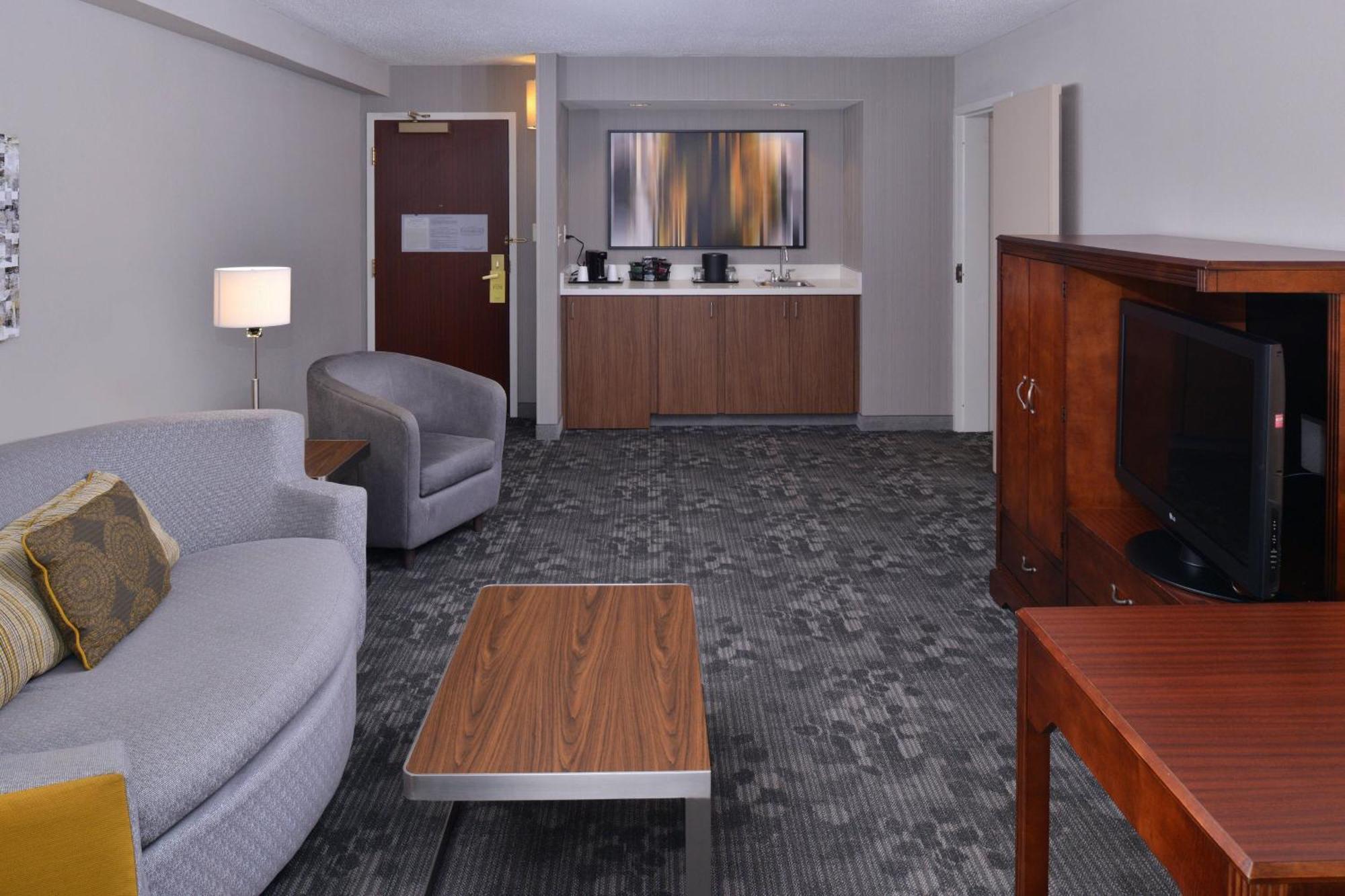 Hotel Courtyard By Marriott Decatur Exterior foto