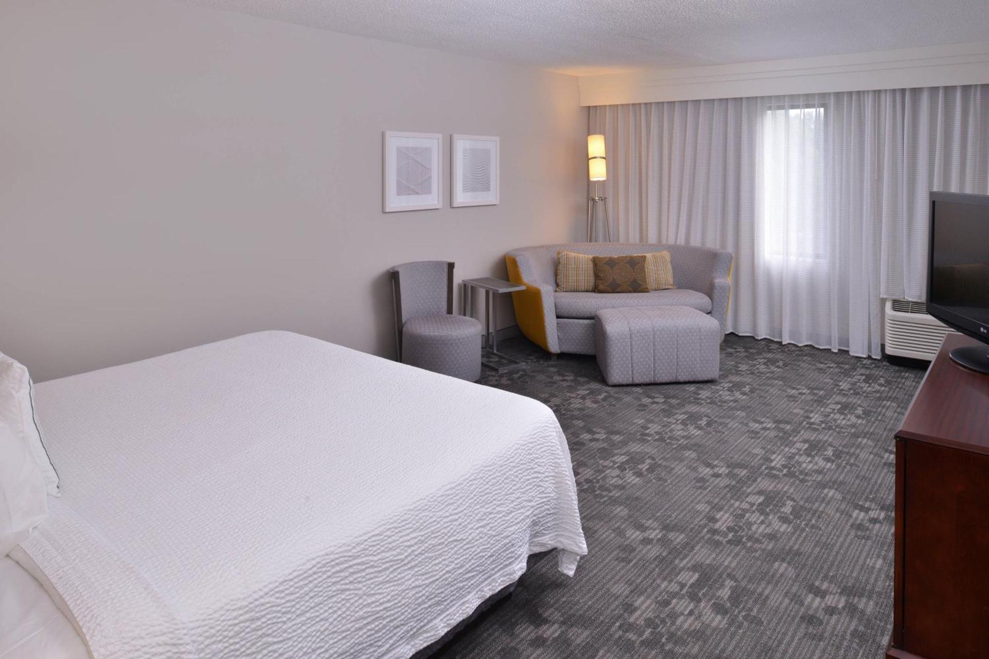 Hotel Courtyard By Marriott Decatur Exterior foto